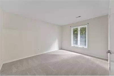 2513 Cottage Place, Greensboro, NC 27455 - Photo 23