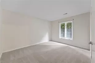 2513 Cottage Pl, Greensboro, NC 27455 - Photo 23