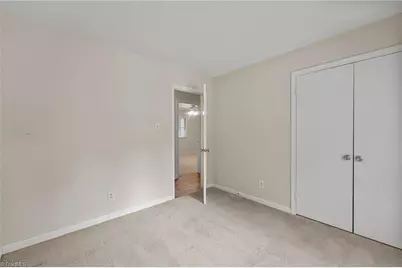 2513 Cottage Place, Greensboro, NC 27455 - Photo 23