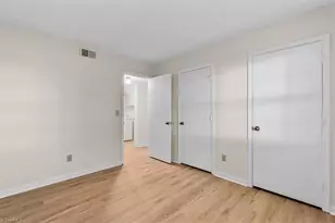 5653 Hornaday Rd, Greensboro, NC 27409 - Photo 17