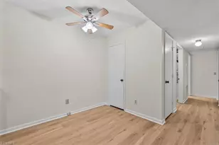 5653 Hornaday Rd, Greensboro, NC 27409 - Photo 13
