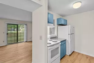 5653 Hornaday Rd, Greensboro, NC 27409 - Photo 15