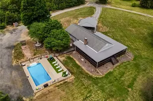 6591 & 6591-A Coltrane Mill Rd, Greensboro, NC 27406 - Photo 7