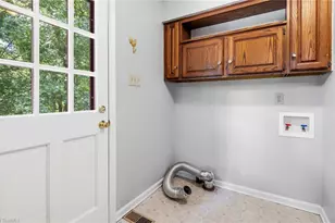 5792 Drake Rd, Greensboro, NC 27406 - Photo 31