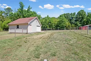 5792 Drake Rd, Greensboro, NC 27406 - Photo 37