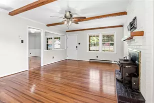 5792 Drake Rd, Greensboro, NC 27406 - Photo 9