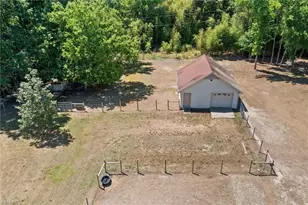 5792 Drake Rd, Greensboro, NC 27406 - Photo 41