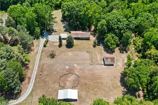 5792 Drake Rd, Greensboro, NC 27406 - Photo 3