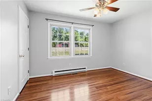 5792 Drake Rd, Greensboro, NC 27406 - Photo 19