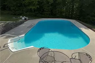 146 Wagoner Dr, Mount Airy, NC 27030 - Photo 5