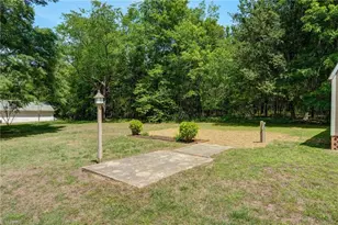 818 Grand Oaks Dr, Eden, NC 27288 - Photo 13