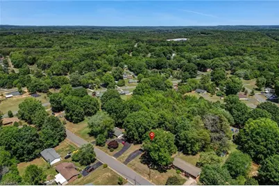 818 Grand Oaks Drive, Eden, NC 27288 - Photo 15