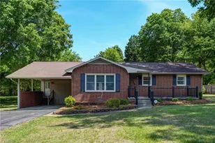 818 Grand Oaks Dr, Eden, NC 27288 - Photo 3
