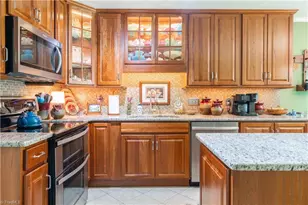 325 Creekside Dr, High Point, NC 27265 - Photo 11