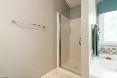 325 Creekside Drive, High Point, NC 27265 - Photo 21