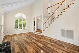 1007 Kings Arms Ct, High Point, NC 27262 - Photo 9