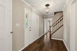 5405 Pondfield Dr, Greensboro, NC 27410 - Photo 5