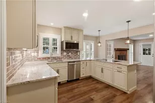 5405 Pondfield Dr, Greensboro, NC 27410 - Photo 9
