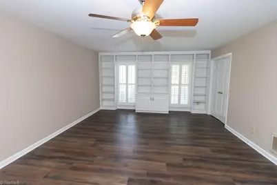 5405 Pondfield Drive, Greensboro, NC 27410 - Photo 3