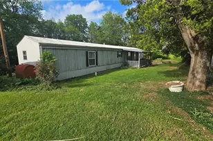 302 & 304 W Woltz St, Dobson, NC 27017 - Photo 23