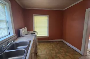 302 & 304 W Woltz St, Dobson, NC 27017 - Photo 11