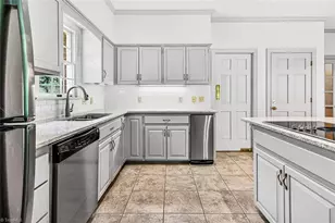 1563 Bluebird Ln, Asheboro, NC 27205 - Photo 17