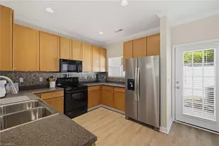 3787 Wayfarer Dr, Greensboro, NC 27410 - Photo 13