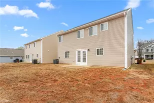 3907 Arcola Wy, Greensboro, NC 27405 - Photo 27