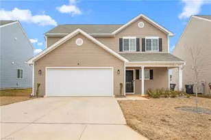 3907 Arcola Wy, Greensboro, NC 27405 - Photo 1