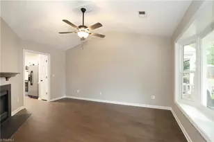 814 Guilford College Rd, Greensboro, NC 27409 - Photo 7