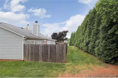 814 Guilford College Road #134, Greensboro, NC 27409 - Photo 25