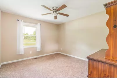 6925 Nc Highway 150, Lexington, NC 27295 - Photo 17