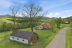 4793 Cheek Mountain Rd, Laurel Springs, NC 28644 - Photo 3