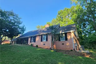 101 S 8th Ave, Mayodan, NC 27027 - Photo 3
