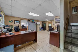 1501 Upland Dr, Greensboro, NC 27405 - Photo 23
