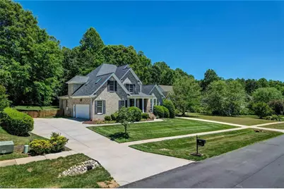 1827 Crossroads Drive, Greensboro, NC 27455 - Photo 47