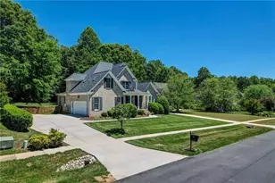 1827 Crossroads Dr, Greensboro, NC 27455 - Photo 47