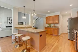 1827 Crossroads Dr, Greensboro, NC 27455 - Photo 9