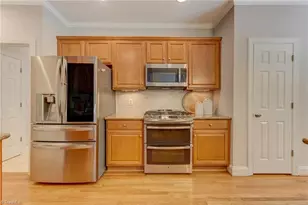 1827 Crossroads Dr, Greensboro, NC 27455 - Photo 11