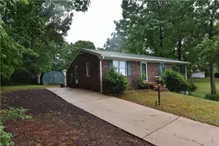 426 S Shore Dr, Lexington, NC 27292 - Photo 19