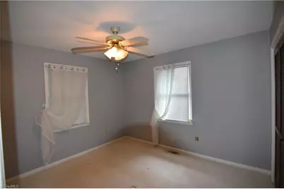 426 S Shore Drive, Lexington, NC 27292 - Photo 9