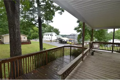 426 S Shore Drive, Lexington, NC 27292 - Photo 11