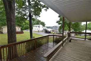 426 S Shore Dr, Lexington, NC 27292 - Photo 11