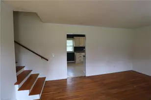 120 Sunnybrook Ct, Tobaccoville, NC 27050 - Photo 5