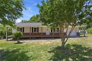 4237 Valley Cir, Trinity, NC 27360 - Photo 1