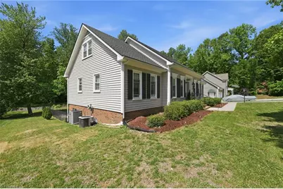 1406 Cherry Drive, Burlington, NC 27215 - Photo 37