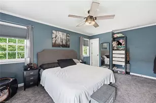 1406 Cherry Dr, Burlington, NC 27215 - Photo 9