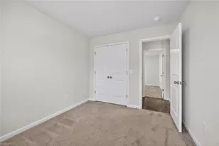 2112 Briar Run Dr, Greensboro, NC 27405 - Photo 25