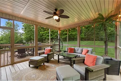 4952 Laurel Run, Winston-Salem, NC 27106 - Photo 43