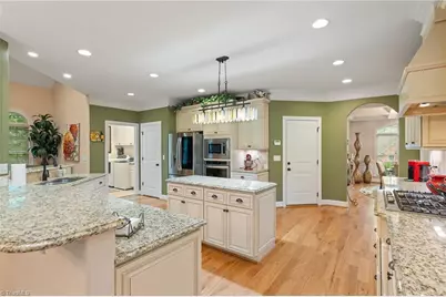4952 Laurel Run, Winston-Salem, NC 27106 - Photo 17